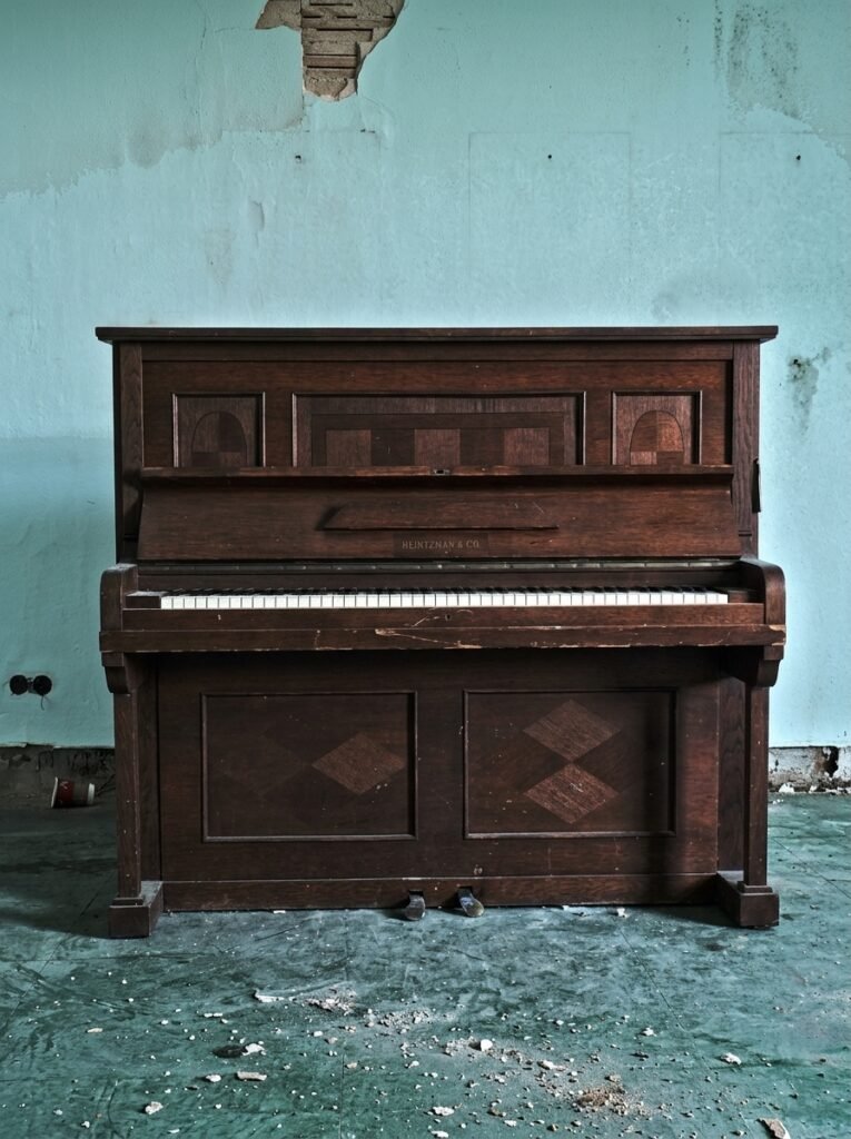 Piano Removal Services in Toronto