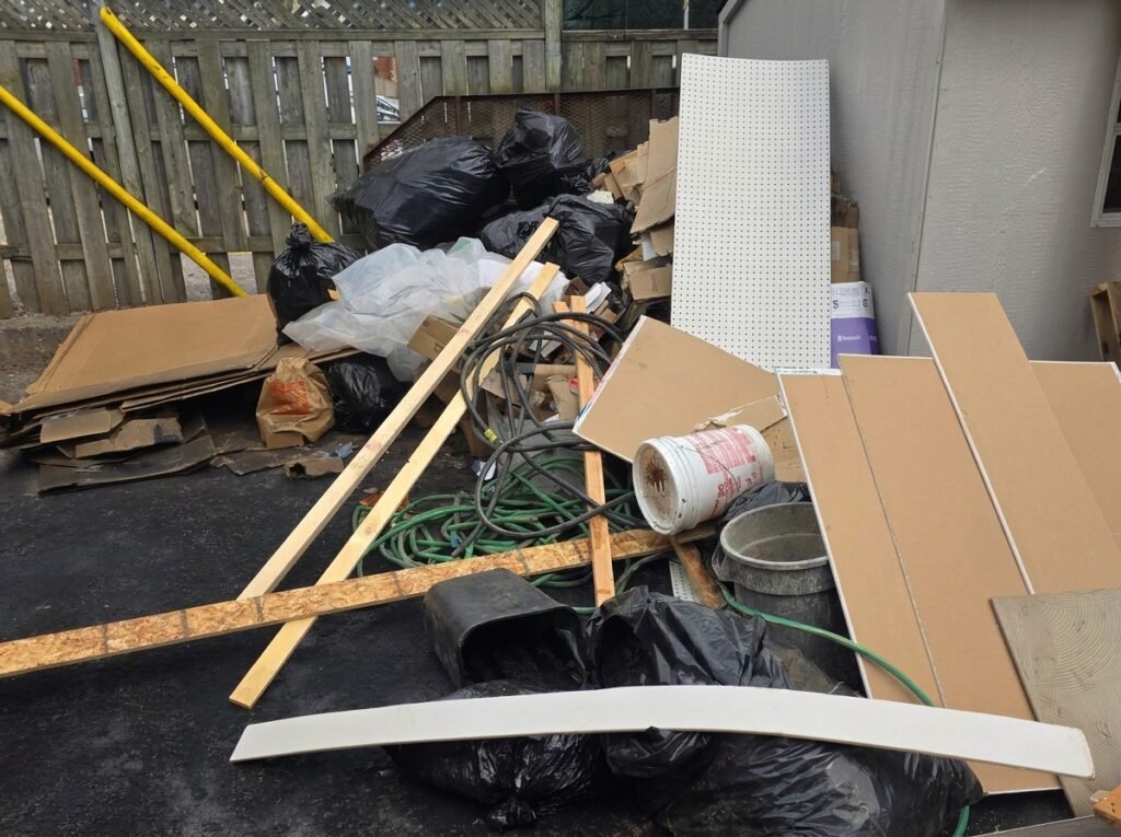 clutter-removal-services_before