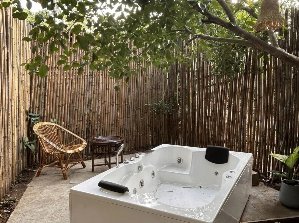 jacuzzi-removal-services_before