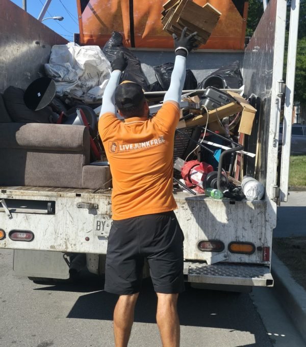 Business Cleanout Services in Toronto
