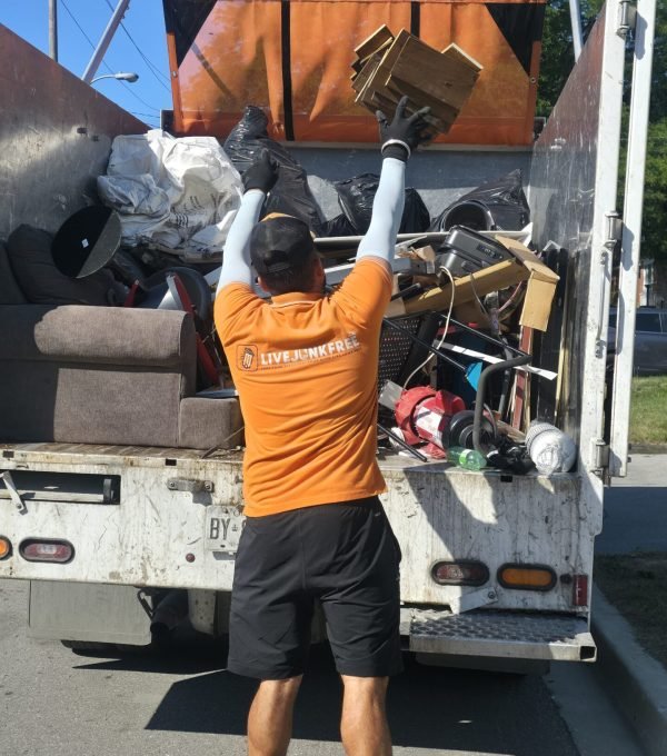 Business Cleanout Services in Whitby
