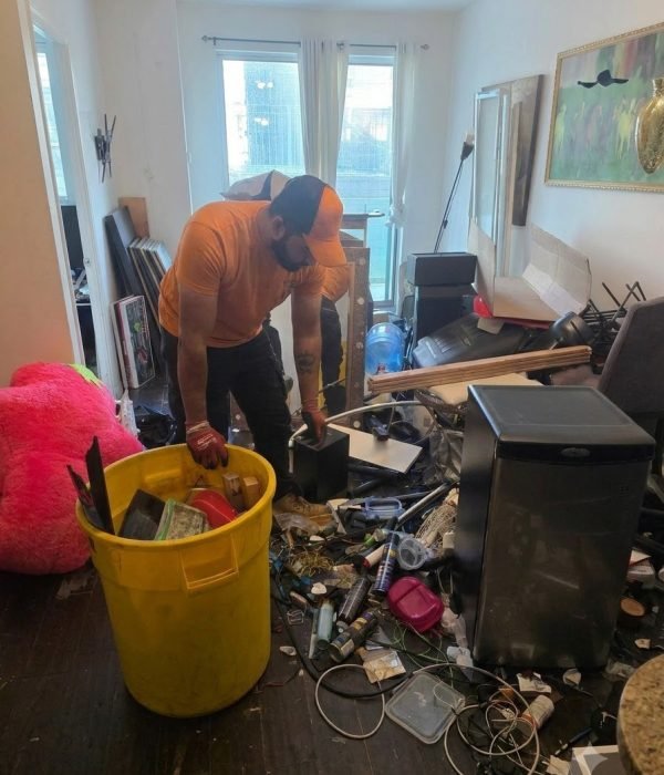 Hoarding Cleanouts in Caledon from Live Junk Free