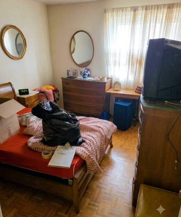 Hoarding Cleanouts in Mississauga from Live Junk Free