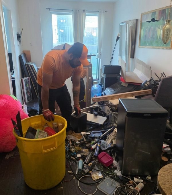Hoarding Cleanouts in Pickering