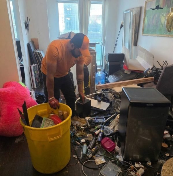 Hoarding Cleanouts in Uxbridge from Live Junk Free
