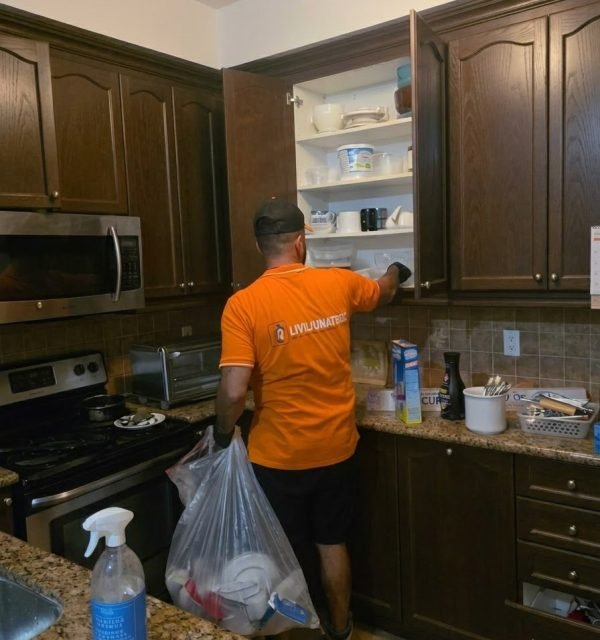 Storage Unit Cleanout Services in Etobicoke